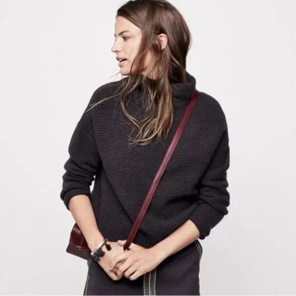 Madewell Sweaters - Madewell Southfield Mockneck Sweater black